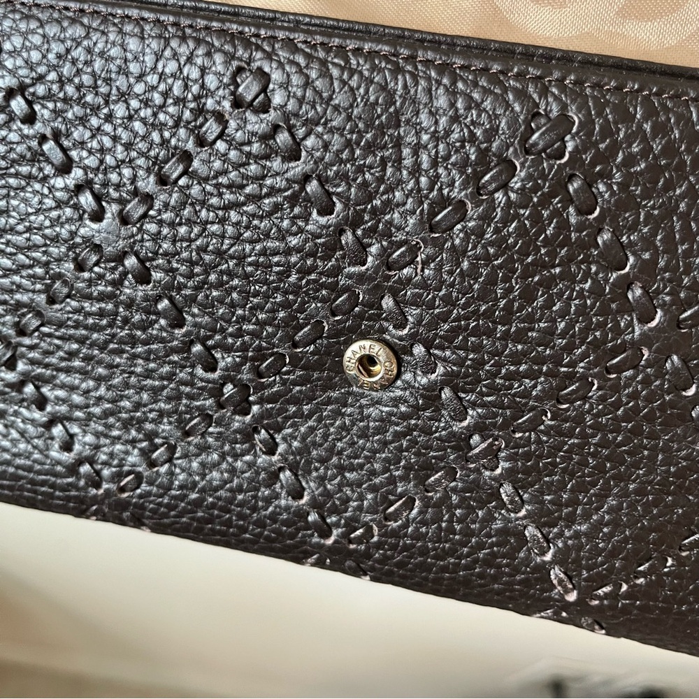 VINTAGE CHANEL Dark Brown Genuine Leather Clutch Wallet with Gold Logo - Picture 6 of 12
